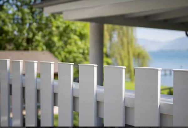 Individuelle Gartenzäune aus Aluminium 