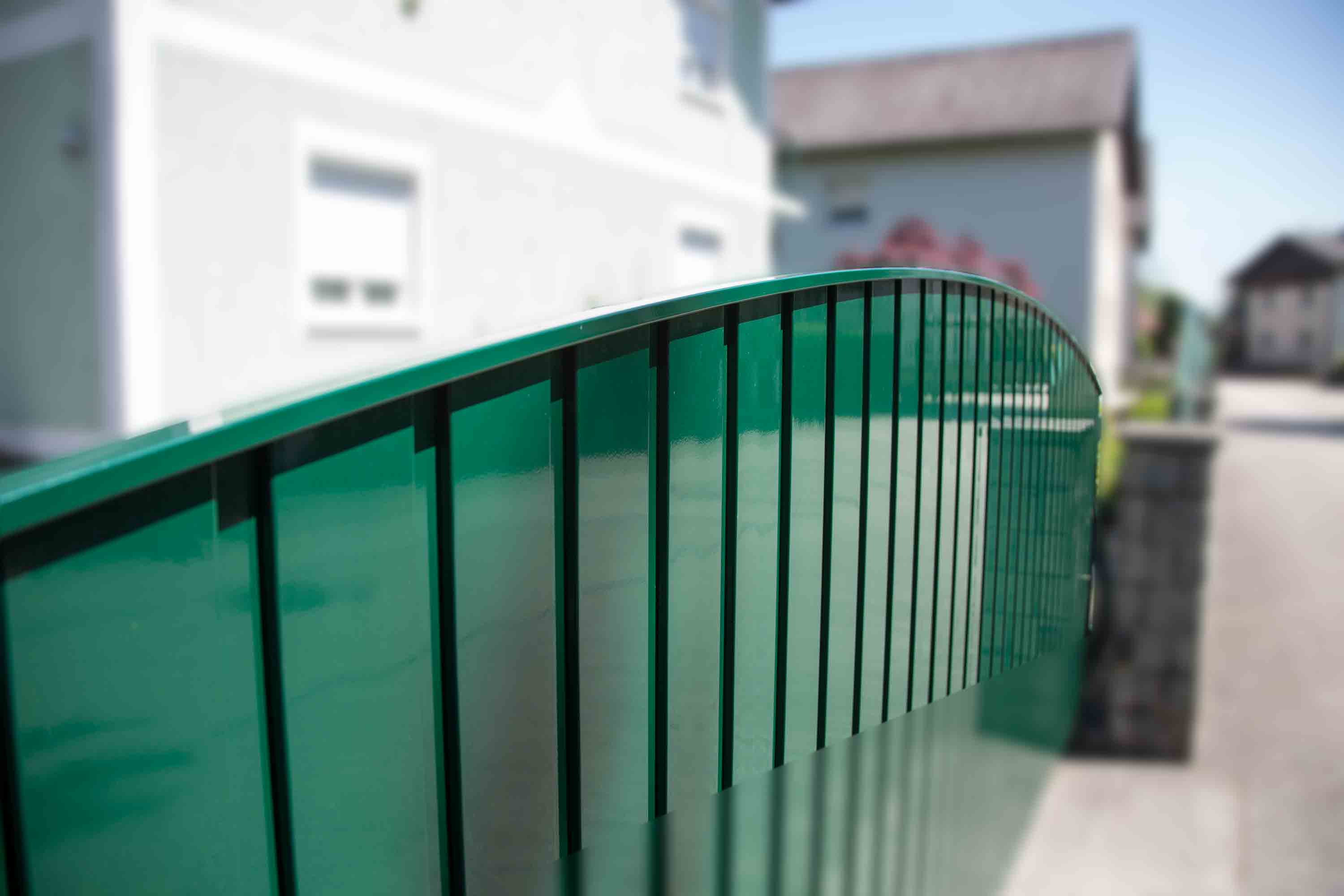 Gartenzaun aus Aluminium, witterungsbeständig und langlebig mit Farbenvielfalt und in vielen Designvarianten