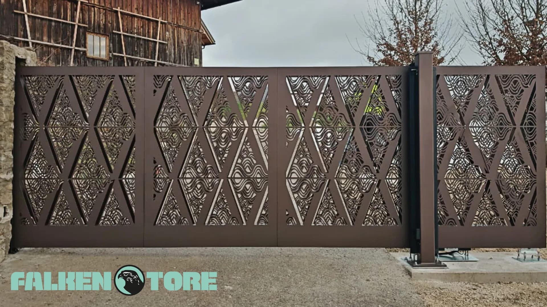 Designschiebetor mit Antrieb aus Aluminium